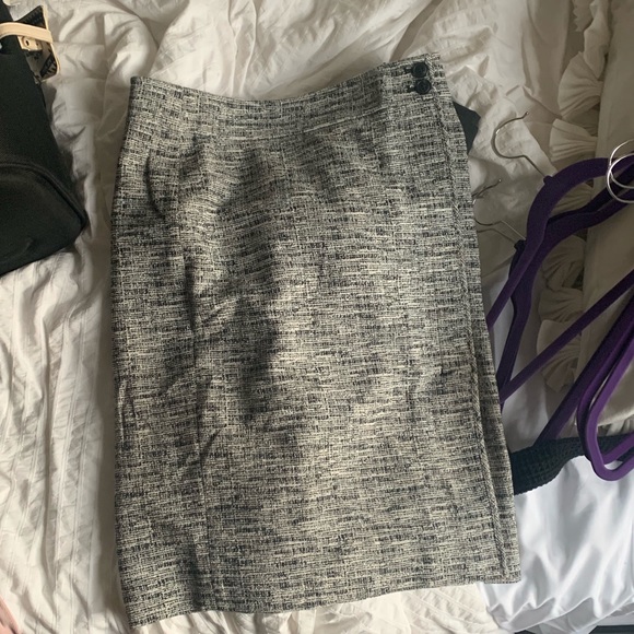 Ann Taylor Dresses & Skirts - ANN Taylor Skirt Ann Taylor Dresses & Skirts - ANN Taylor Skirt
